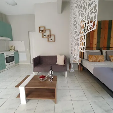 Maro's Family דירה לימנאס